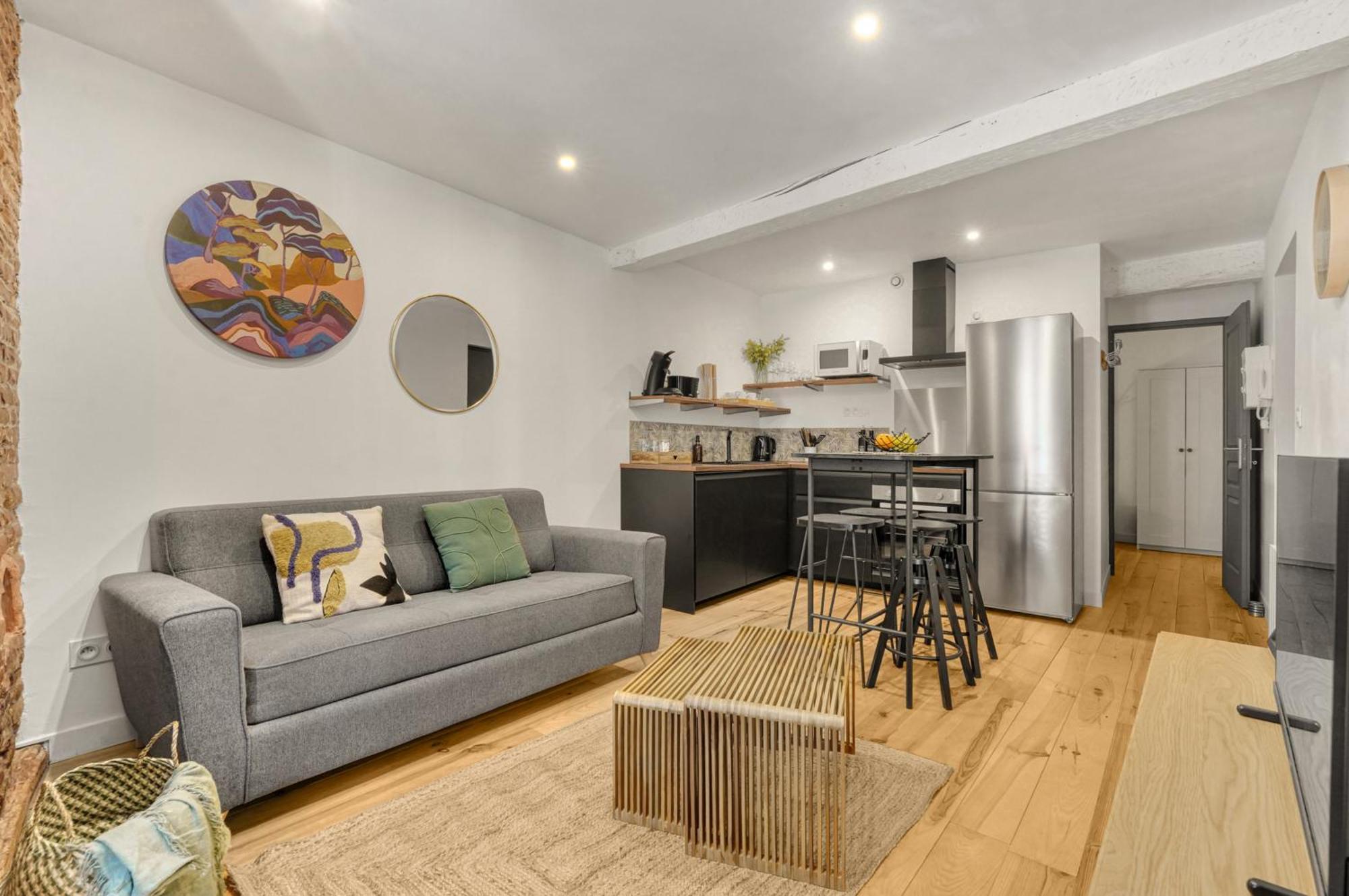 Appartement Le Caraman Boheme - Confort A Deux Pas Du Metro